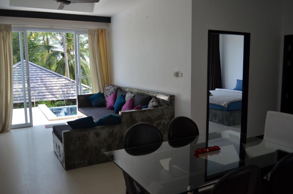 Sumalee Pool * Ko Samui